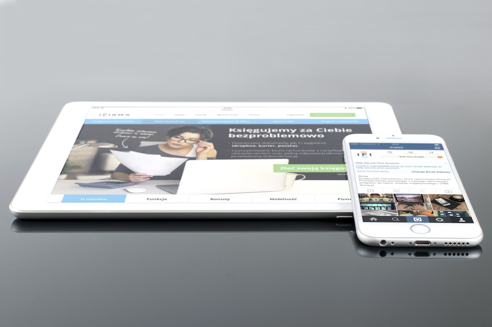 Mobile Booking Apps for Travel Agencies: Win Customers in 2026